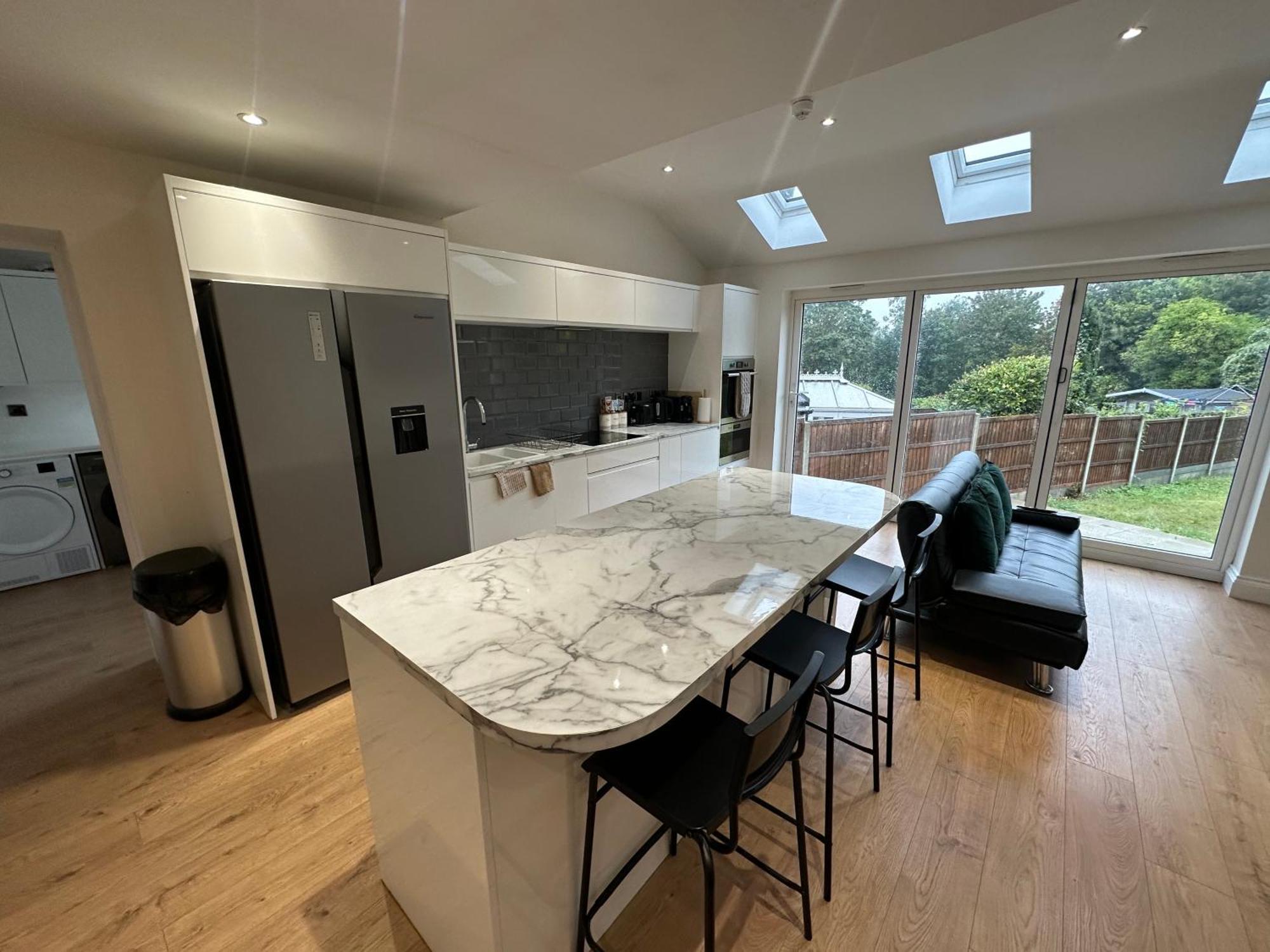 5 Bedroom House In Orpington Exterior foto